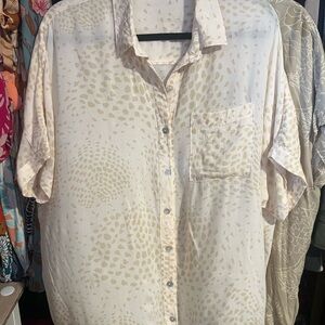 Cream Button Down Shirt Hihiwai print from Waiwaolani